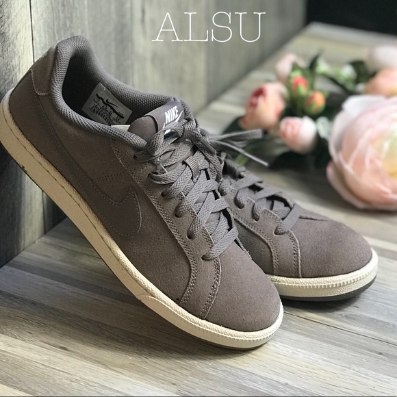 Nike Shoes - Nike Court Royal Suede Brown Cream W AUTHENTIC